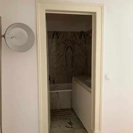 Privat bolig Com Banheiro Privativo No Chiado Lisboa